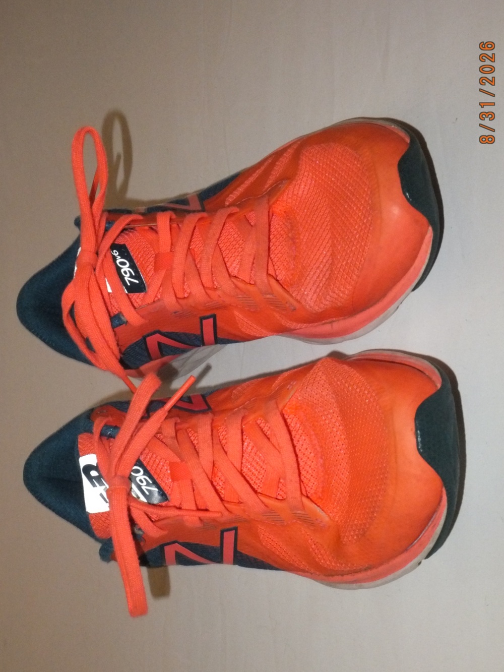 New Balance Women’s 790 v6 Running Sneakers - Coral navy 7.5